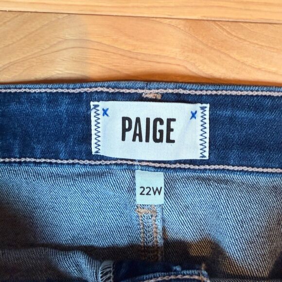 Paige Women's Size 26W Jean Cindy Raw Hem Dark Wash High Rise Classic MSRP $229 - Picture 6 of 11